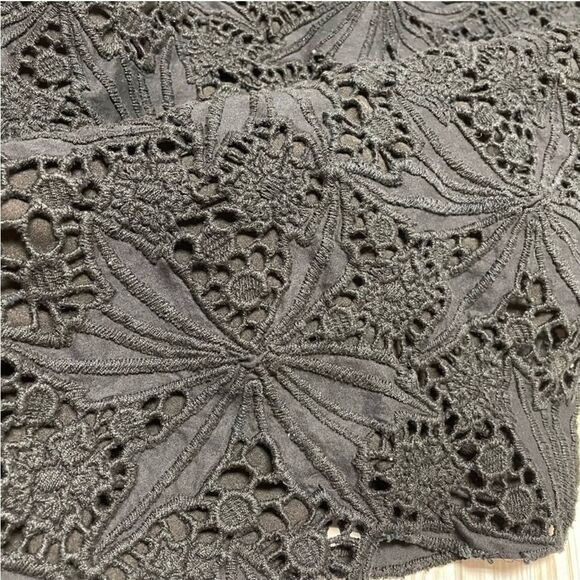 Halogen black laced/crochet midi pencil skirt - Picture 4 of 4